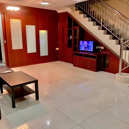 Awani Homestay Seberang Jaya Permatang Janggus Exterior photo
