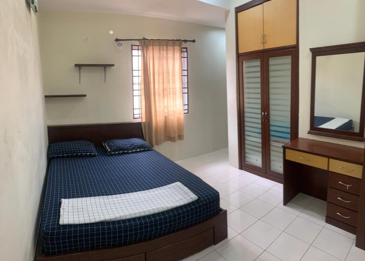 Awani Seberang Jaya Holiday home *
